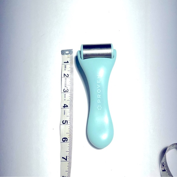 NEW: Proven Ice Roller - Picture 3 of 6